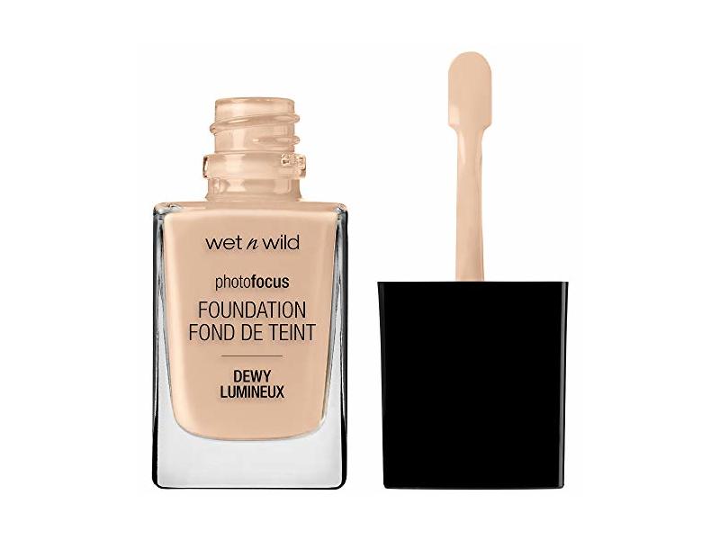 wet n wild Photo Focus Dewy Foundation